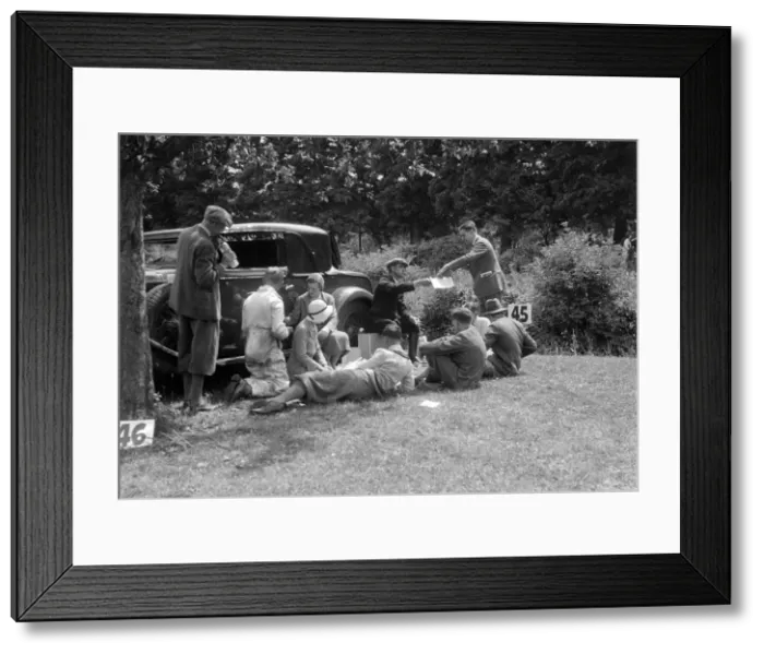 Framed Print : Enjoying a picnic at the MAC Shelsley Walsh Speed Hill Climb, Worcestershire. Artist: Bill Brunell Framed Print : Enjoying a picnic at the MAC Shelsley Walsh Speed Hill Climb, Worcestershire. Artist: Bill Brunell