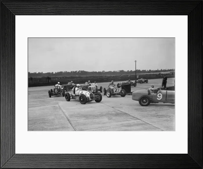 Framed Print : Cars racing at the BARC Meeting on the Campbell Circuit, Brooklands, 15 October 1938 Framed Print : Cars racing at the BARC Meeting on the Campbell Circuit, Brooklands, 15 October 1938