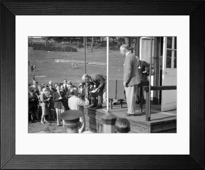 Framed Print : Earl Howe at the BARC Meeting, Brooklands, 25 May 1931. Artist: Bill Brunell