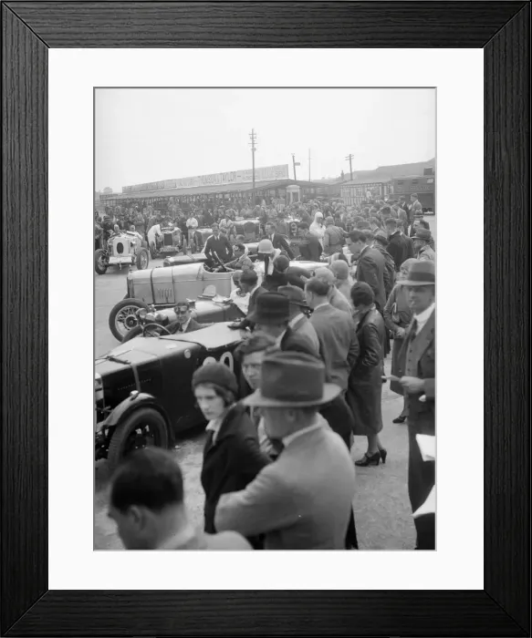 Framed Print : Race meeting at Brooklands. Artist: Bill Brunell Framed Print : Race meeting at Brooklands. Artist: Bill Brunell