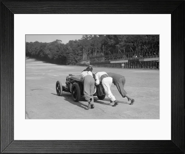 Framed Print : MG C type receiving a push at Brooklands, 1931 Artist: Bill Brunell Framed Print : MG C type receiving a push at Brooklands, 1931 Artist: Bill Brunell