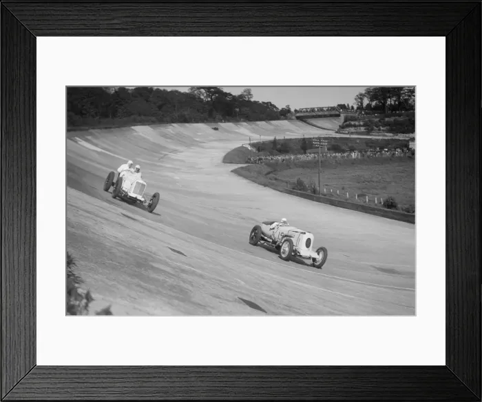 Framed Print : Sunbeam of EL Bouts and Vauhall 30 / 98 of RJ Munday, BARC meeting, Brooklands, 16 May 1932 Framed Print : Sunbeam of EL Bouts and Vauhall 30 / 98 of RJ Munday, BARC meeting, Brooklands, 16 May 1932
