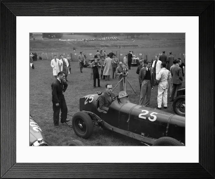 Framed Print : ERA at Crystal Palace motor racing circuit, 1938 or 1939. Artist: Bill Brunell Framed Print : ERA at Crystal Palace motor racing circuit, 1938 or 1939. Artist: Bill Brunell