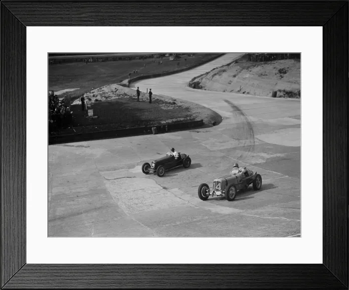 Framed Print : ERA and Maserati racing at Brooklands, 1938 or 1939. Artist: Bill Brunell Framed Print : ERA and Maserati racing at Brooklands, 1938 or 1939. Artist: Bill Brunell