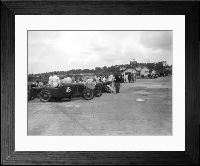 Framed Print : Frazer-Nash of WL Mummery at the LCC Relay GP, Brooklands, 25 July 1931. Artist: Bill Brunell