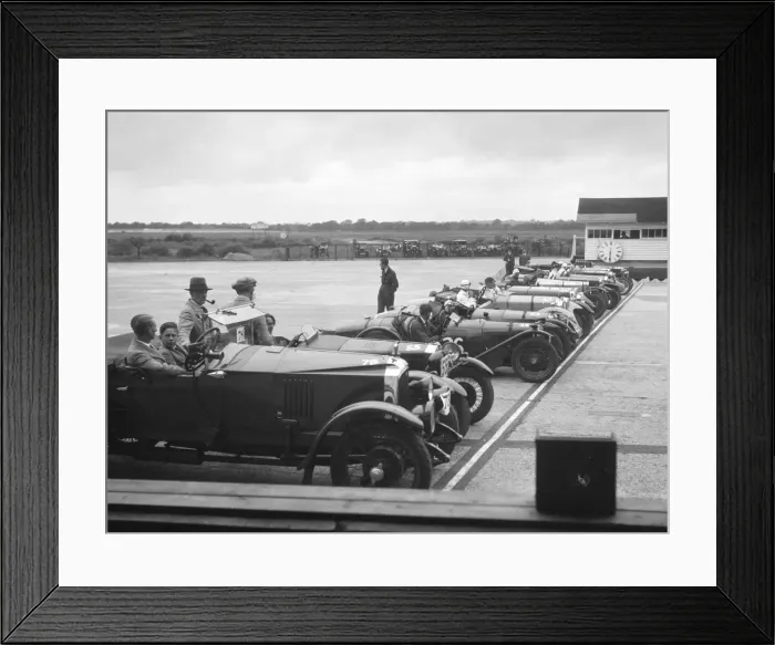 Framed Print : Cars on the start line at the JCC Members Day, Brooklands, 4 July 1931. Artist: Bill Brunell Framed Print : Cars on the start line at the JCC Members Day, Brooklands, 4 July 1931. Artist: Bill Brunell