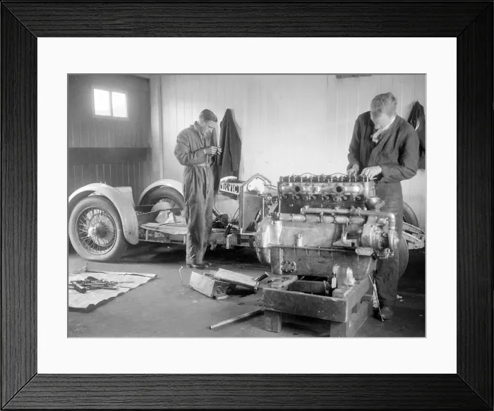 Framed Print : Mechanics working on Raymond Mays 4500 cc Invicta car. Artist: Bill Brunell Framed Print : Mechanics working on Raymond Mays 4500 cc Invicta car. Artist: Bill Brunell