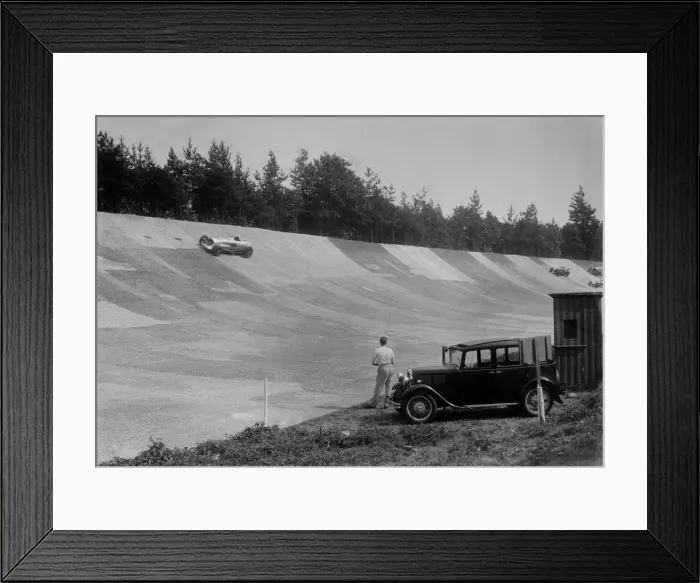 Framed Print : John Cobbs 24 litre Napier Railton on Byfleet Banking, BARC meeting, Brooklands, Surrey, 1933 Framed Print : John Cobbs 24 litre Napier Railton on Byfleet Banking, BARC meeting, Brooklands, Surrey, 1933