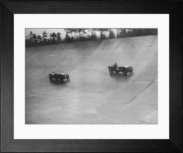 Framed Print : Two Salmsons racing on the banking at a BARC meeting, Brooklands, Surrey, 1931 Artist: Bill Brunell Framed Print : Two Salmsons racing on the banking at a BARC meeting, Brooklands, Surrey, 1931 Artist: Bill Brunell