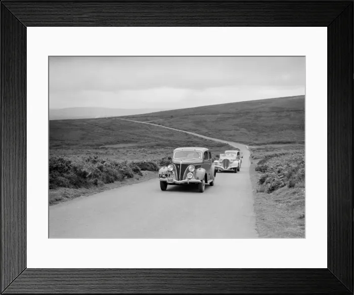 Framed Print : GM Dentons Ford V8 leading the Delahaye of DA Loader at the MCC Torquay Rally, July 1937 Framed Print : GM Dentons Ford V8 leading the Delahaye of DA Loader at the MCC Torquay Rally, July 1937