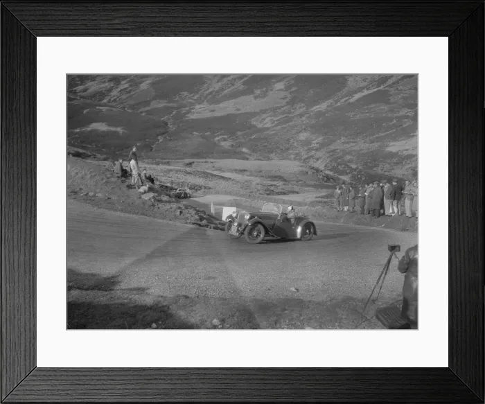 Framed Print : Singer Le Mans 2-seater competing in the RSAC Scottish Rally, Devils Elbow, Glenshee, 1934
