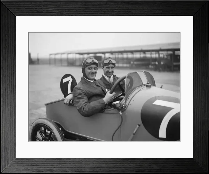 Framed Print : W Bickell in his Singer at the JCC 200 Mile Race, Brooklands, Surrey, 1921. Artist: Bill Brunell