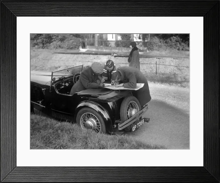 Framed Print : Wolseley Hornet taking part in the Bugatti Owners Club car treasure hunt, 25 October 1931