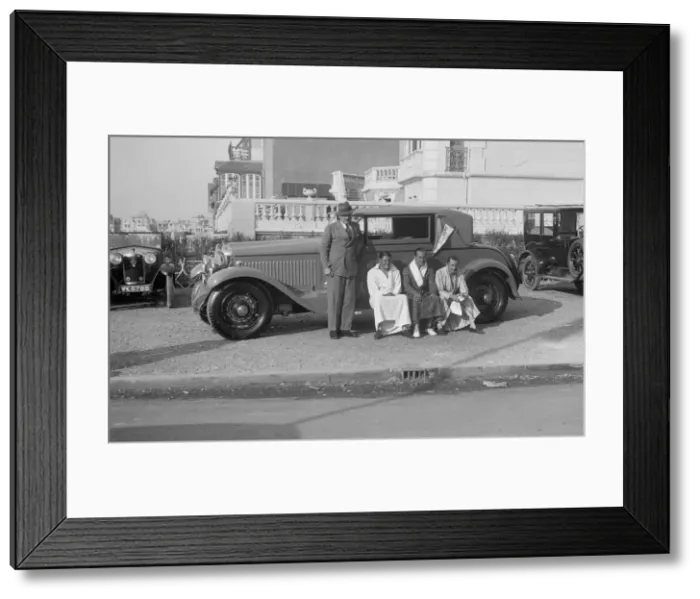 Framed Print : Minerva coupe at Boulogne Motor Week, France, 1928. Artist: Bill Brunell Framed Print : Minerva coupe at Boulogne Motor Week, France, 1928. Artist: Bill Brunell