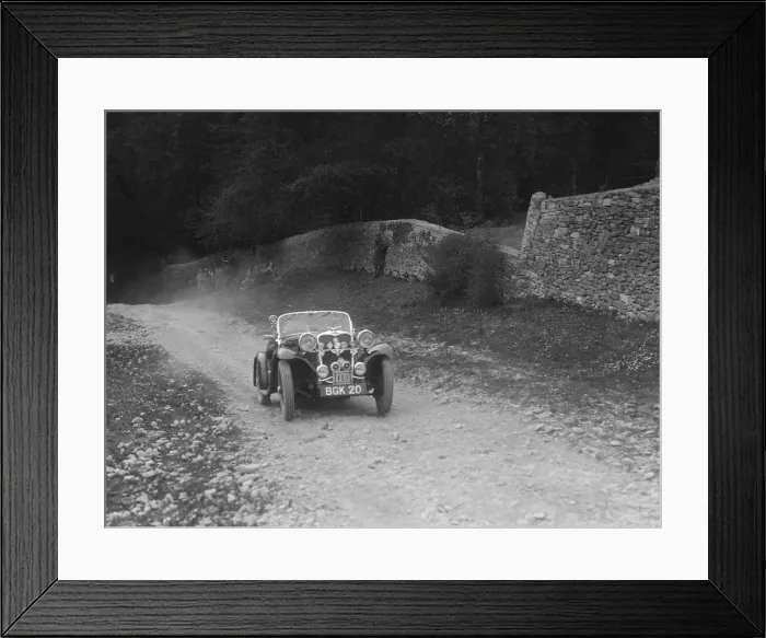 Framed Print : Singer 2-seater sports competing in a motoring trial, Nailsworth Ladder, Gloucestershire, 1930s Framed Print : Singer 2-seater sports competing in a motoring trial, Nailsworth Ladder, Gloucestershire, 1930s