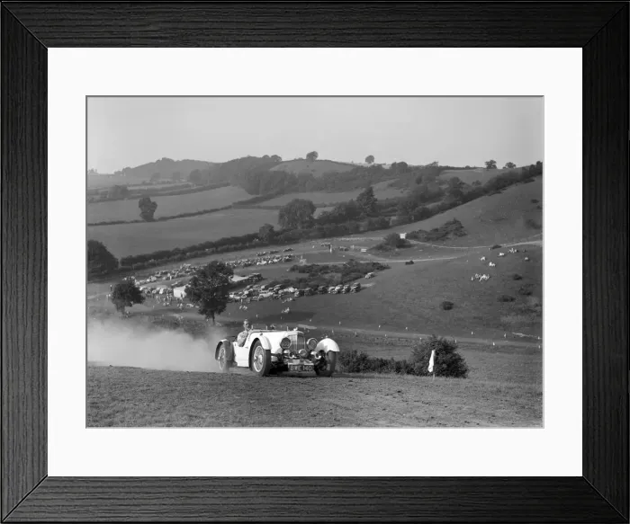 Framed Print : Aston Martin competing in the Singer CC Rushmere Hill Climb, Shropshire 1935. Artist: Bill Brunell Framed Print : Aston Martin competing in the Singer CC Rushmere Hill Climb, Shropshire 1935. Artist: Bill Brunell