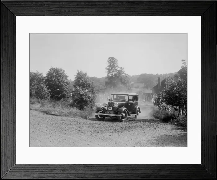 Framed Print : Studebaker of JS Steele competing in the BOC Hill Climb, Chalfont St Peter, Buckinghamshire, 1932 Framed Print : Studebaker of JS Steele competing in the BOC Hill Climb, Chalfont St Peter, Buckinghamshire, 1932