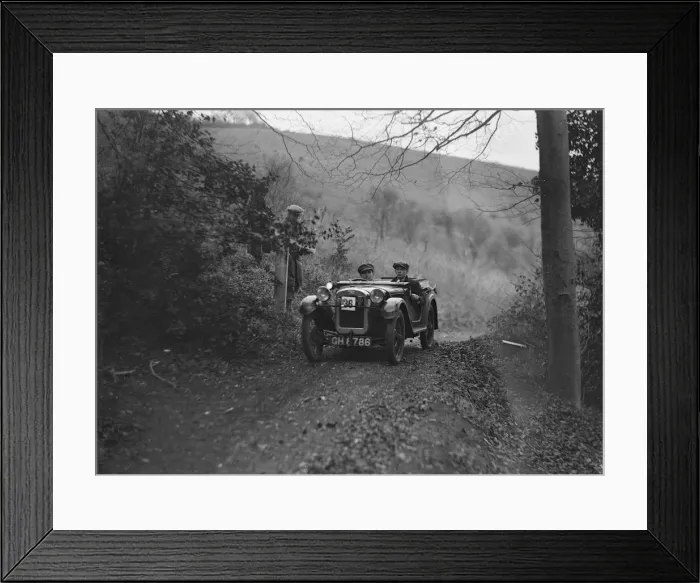 Framed Print : Austin Ulster of WGE Rushworth competing in the Inter-Varsity Trial, November 1931 Framed Print : Austin Ulster of WGE Rushworth competing in the Inter-Varsity Trial, November 1931