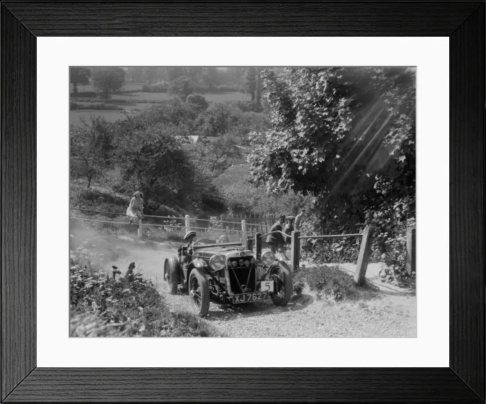 Framed Print : 1933 Crossley Ten taking part in a West Hants Light Car Club Trial, Ibberton Hill, Dorset, 1930s Framed Print : 1933 Crossley Ten taking part in a West Hants Light Car Club Trial, Ibberton Hill, Dorset, 1930s