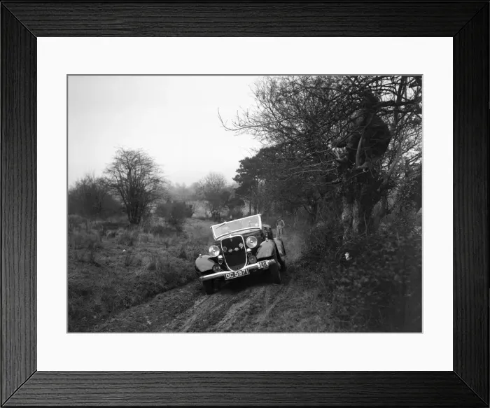 Framed Print : Ford V8 of H Hillcoat at the Sunbac Colmore Trial, near Winchcombe, Gloucestershire, 1934 Framed Print : Ford V8 of H Hillcoat at the Sunbac Colmore Trial, near Winchcombe, Gloucestershire, 1934