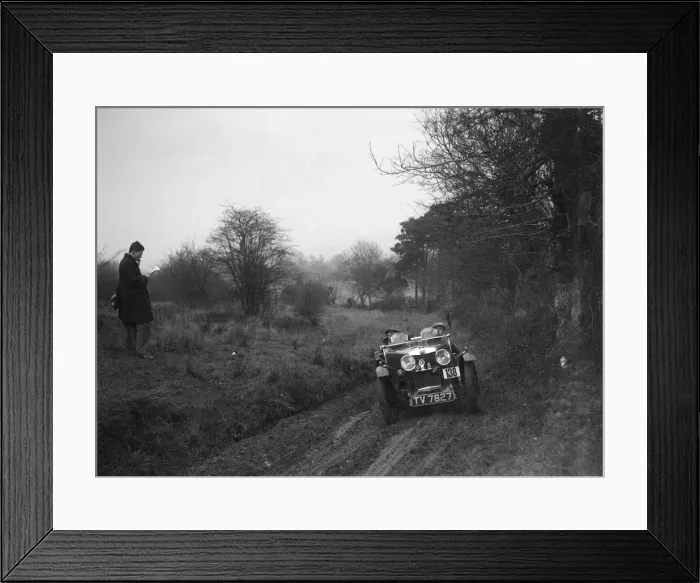 Framed Print : MG J2 of SV Arthur at the Sunbac Colmore Trial, near Winchcombe, Gloucestershire, 1934 Framed Print : MG J2 of SV Arthur at the Sunbac Colmore Trial, near Winchcombe, Gloucestershire, 1934