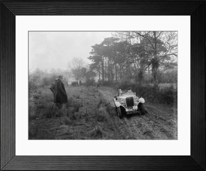 Framed Print : Singer of DA Loader at the Sunbac Colmore Trial, Gloucestershire, 1934. Artist: Bill Brunell Framed Print : Singer of DA Loader at the Sunbac Colmore Trial, Gloucestershire, 1934. Artist: Bill Brunell