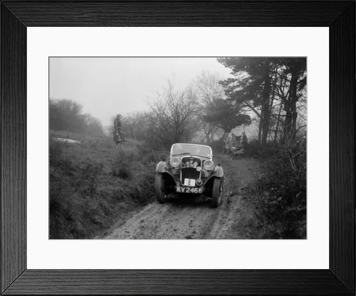 Framed Print : Singer of AE Carr at the Sunbac Colmore Trial, Gloucestershire, 1934. Artist: Bill Brunell Framed Print : Singer of AE Carr at the Sunbac Colmore Trial, Gloucestershire, 1934. Artist: Bill Brunell