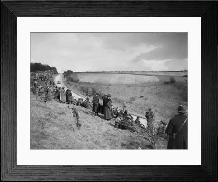Framed Print : Essex Motor Club Kop Hillclimb, Buckinghamshire, 1922. Artist: Bill Brunell Framed Print : Essex Motor Club Kop Hillclimb, Buckinghamshire, 1922. Artist: Bill Brunell