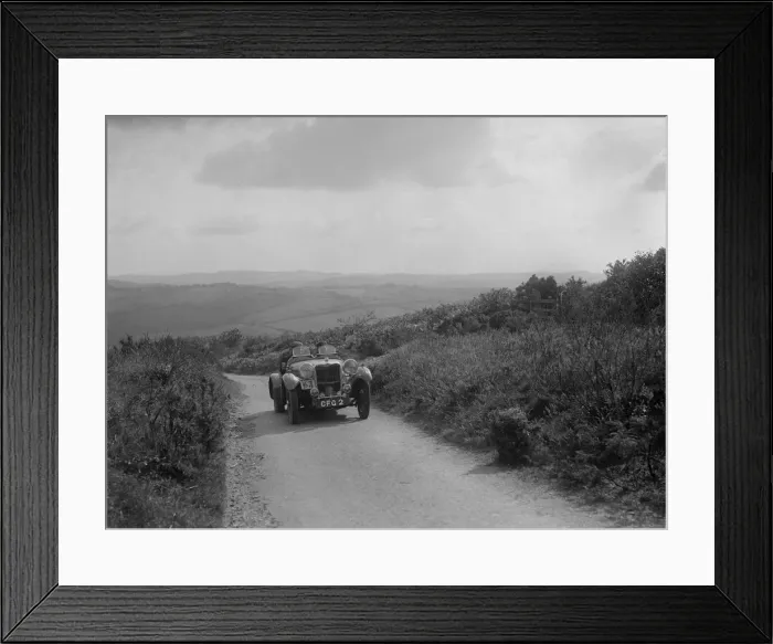 Framed Print : Singer of TL McDonald competing in the MCC Torquay Rally, 1938. Artist: Bill Brunell Framed Print : Singer of TL McDonald competing in the MCC Torquay Rally, 1938. Artist: Bill Brunell