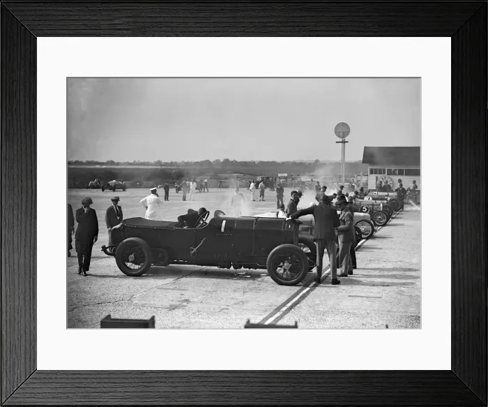 Framed Print : 21. 5 litre Benz of GK Clowes at a Surbiton Motor Club race meeting, Brooklands, Surrey, 1928 Framed Print : 21. 5 litre Benz of GK Clowes at a Surbiton Motor Club race meeting, Brooklands, Surrey, 1928