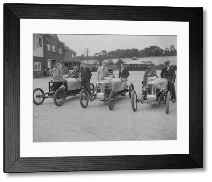 Framed Print : Cars at the JCC 200-mile Race, Brooklands, Surrey, 1921. Artist: Bill Brunell Framed Print : Cars at the JCC 200-mile Race, Brooklands, Surrey, 1921. Artist: Bill Brunell