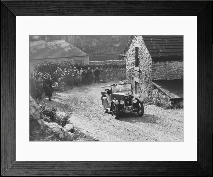 Framed Print : Triumph of FA Thatcher competing in the MCC Sporting Trial, 1930. Artist: Bill Brunell