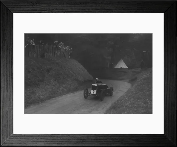 Framed Print : MG C type of Barbara Skinner competing in the Shelsley Walsh Hillclimb, Worcestershire, 1935 Framed Print : MG C type of Barbara Skinner competing in the Shelsley Walsh Hillclimb, Worcestershire, 1935