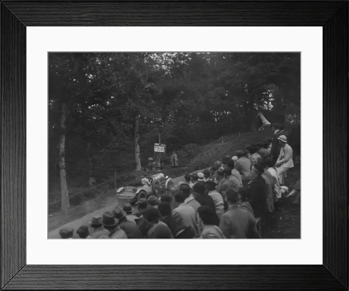 Framed Print : Bentley open 4-seater competing in the Shelsley Walsh Hillclimb, Worcestershire, 1935 Framed Print : Bentley open 4-seater competing in the Shelsley Walsh Hillclimb, Worcestershire, 1935