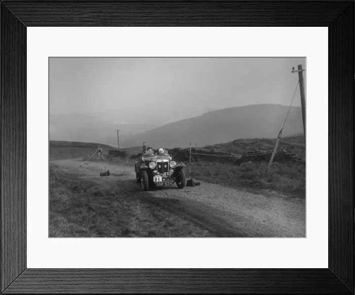Framed Print : MG Magnette of SM Harrocks competing in the Sunbac Inter-Club Team Trial, 1935. Artist