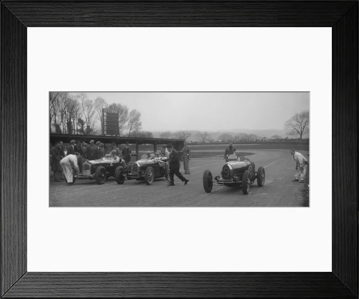 Framed Print : Alfa Romeo and two Bugatti Type 35s on the start line, Donington Park, Leicestershire, 1935 Framed Print : Alfa Romeo and two Bugatti Type 35s on the start line, Donington Park, Leicestershire, 1935