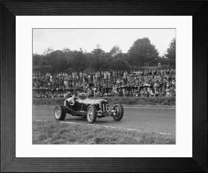 Framed Print : ERA of Raymond Mays racing at Crystal Palace, London, 1939. Artist: Bill Brunell Framed Print : ERA of Raymond Mays racing at Crystal Palace, London, 1939. Artist: Bill Brunell