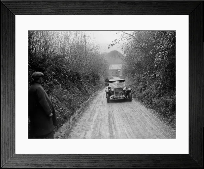 Framed Print : CL Claytons Alfa Romeo competing in the MCC Exeter Trial, 1930. Artist: Bill Brunell Framed Print : CL Claytons Alfa Romeo competing in the MCC Exeter Trial, 1930. Artist: Bill Brunell