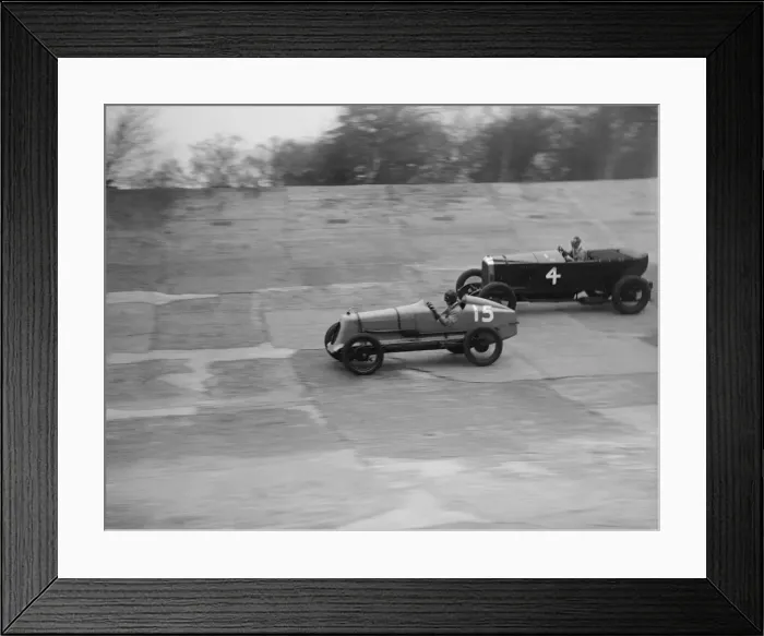 Framed Print : Vauxhall and Salmson racing at a BARC meeting, Brooklands, Surrey, 1931 Artist: Bill Brunell