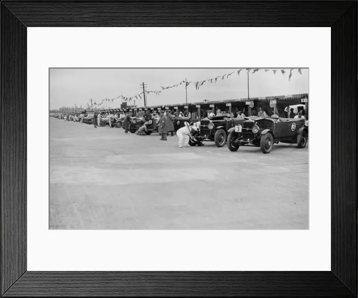 Framed Print : JCC Double Twelve Race, Brooklands, Surrey, 1929. Artist: Bill Brunell Framed Print : JCC Double Twelve Race, Brooklands, Surrey, 1929. Artist: Bill Brunell