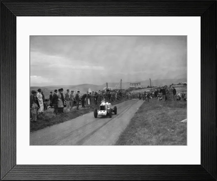 Framed Print : MG of JKW Baines competing in the Bugatti Owners Club Lewes Speed Trials, Sussex, 1937