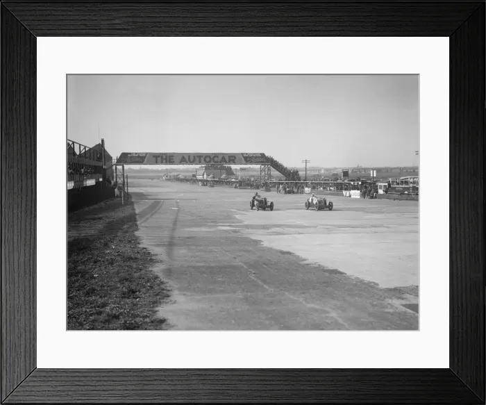 Framed Print : MG C types of the Earl of March and Harold Parker, BRDC 500 Mile Race, Brooklands, 1931 Framed Print : MG C types of the Earl of March and Harold Parker, BRDC 500 Mile Race, Brooklands, 1931