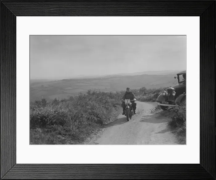 Framed Print : Ariel motorcycle competing in the MCC Torquay Rally, 1938. Artist: Bill Brunell Framed Print : Ariel motorcycle competing in the MCC Torquay Rally, 1938. Artist: Bill Brunell