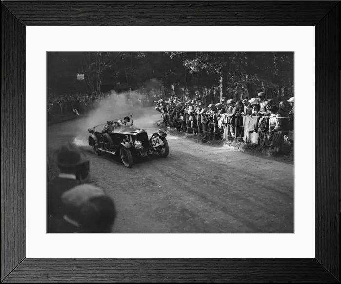 Framed Print : Vauxhall 30 / 98 open tourer competing in the MAC Shelsley Walsh Hillclimb, Worcestershire, 1923 Framed Print : Vauxhall 30 / 98 open tourer competing in the MAC Shelsley Walsh Hillclimb, Worcestershire, 1923
