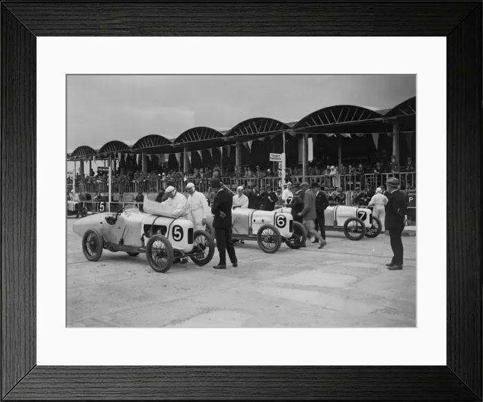 Framed Print : Three Talbot-Darracqs at the JCC 200 Mile Race, Brooklands, 1922. Artist: Bill Brunell Framed Print : Three Talbot-Darracqs at the JCC 200 Mile Race, Brooklands, 1922. Artist: Bill Brunell