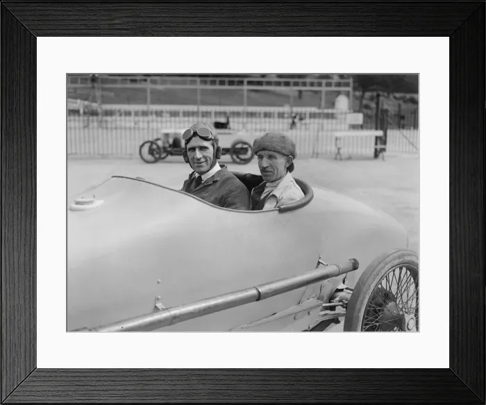 Framed Print : Enfield-Allday of AC Bertelli at the JCC 200 Mile Race, Brooklands, 1922. Artist: Bill Brunell Framed Print : Enfield-Allday of AC Bertelli at the JCC 200 Mile Race, Brooklands, 1922. Artist: Bill Brunell