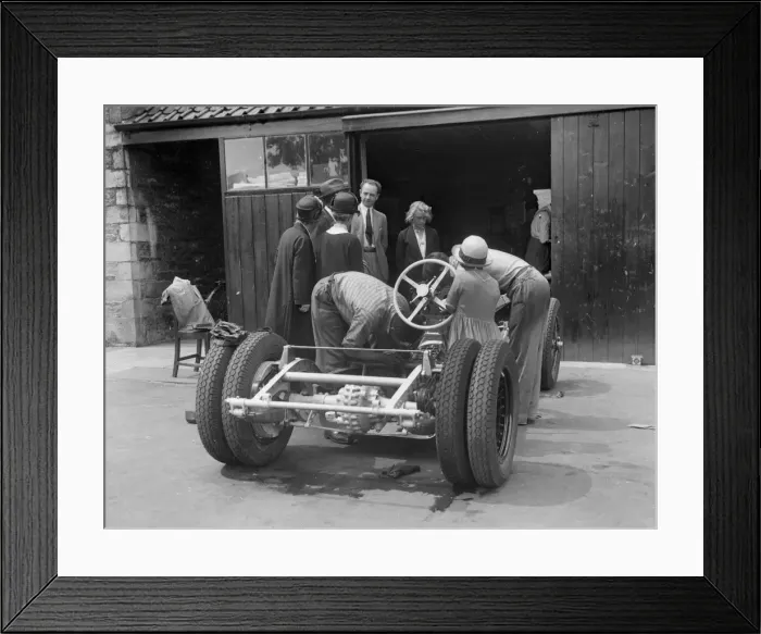 Framed Print : Working on Raymond Mays Vauxhall-Villiers, c1930s. Artist: Bill Brunell Framed Print : Working on Raymond Mays Vauxhall-Villiers, c1930s. Artist: Bill Brunell