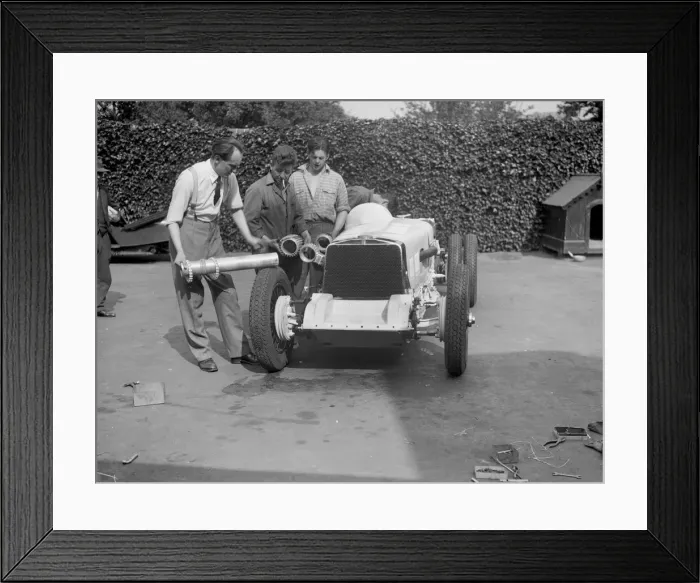 Framed Print : Working on Raymond Mays Vauxhall-Villiers, c1930s. Artist: Bill Brunell Framed Print : Working on Raymond Mays Vauxhall-Villiers, c1930s. Artist: Bill Brunell