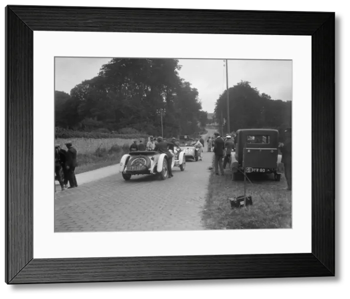 Framed Print : Mercedes-Benz SS of Baron Wentzel-Mosau, Boulogne Motor Week, east of La Capelle, France, 1928 Framed Print : Mercedes-Benz SS of Baron Wentzel-Mosau, Boulogne Motor Week, east of La Capelle, France, 1928