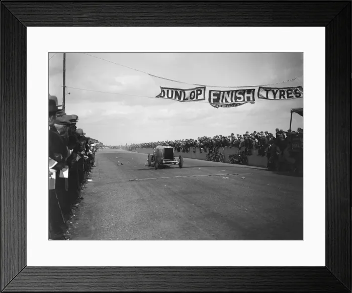Framed Print : Leyland Eight of JG Parry-Thomas at the finish of the Southsea Speed Carnival, Hampshire Framed Print : Leyland Eight of JG Parry-Thomas at the finish of the Southsea Speed Carnival, Hampshire